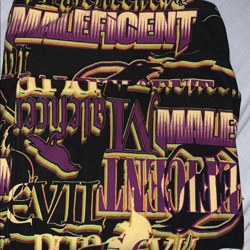 LULAROE Maleficent leggings perfect condition